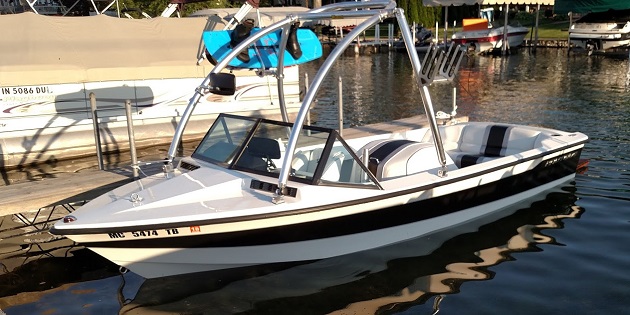 Click image for larger version

Name:	Nautique2001.jpg
Views:	199
Size:	97.6 KB
ID:	483644