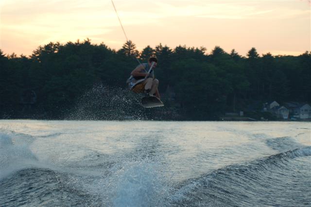 Click image for larger version

Name:	wakeboarding6-08_050__small_.jpg
Views:	208
Size:	44.3 KB
ID:	356749