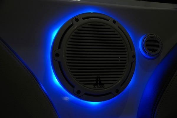 Click image for larger version

Name:	mastercraft_led_speaker_rings-8.jpg
Views:	991
Size:	49.4 KB
ID:	357734