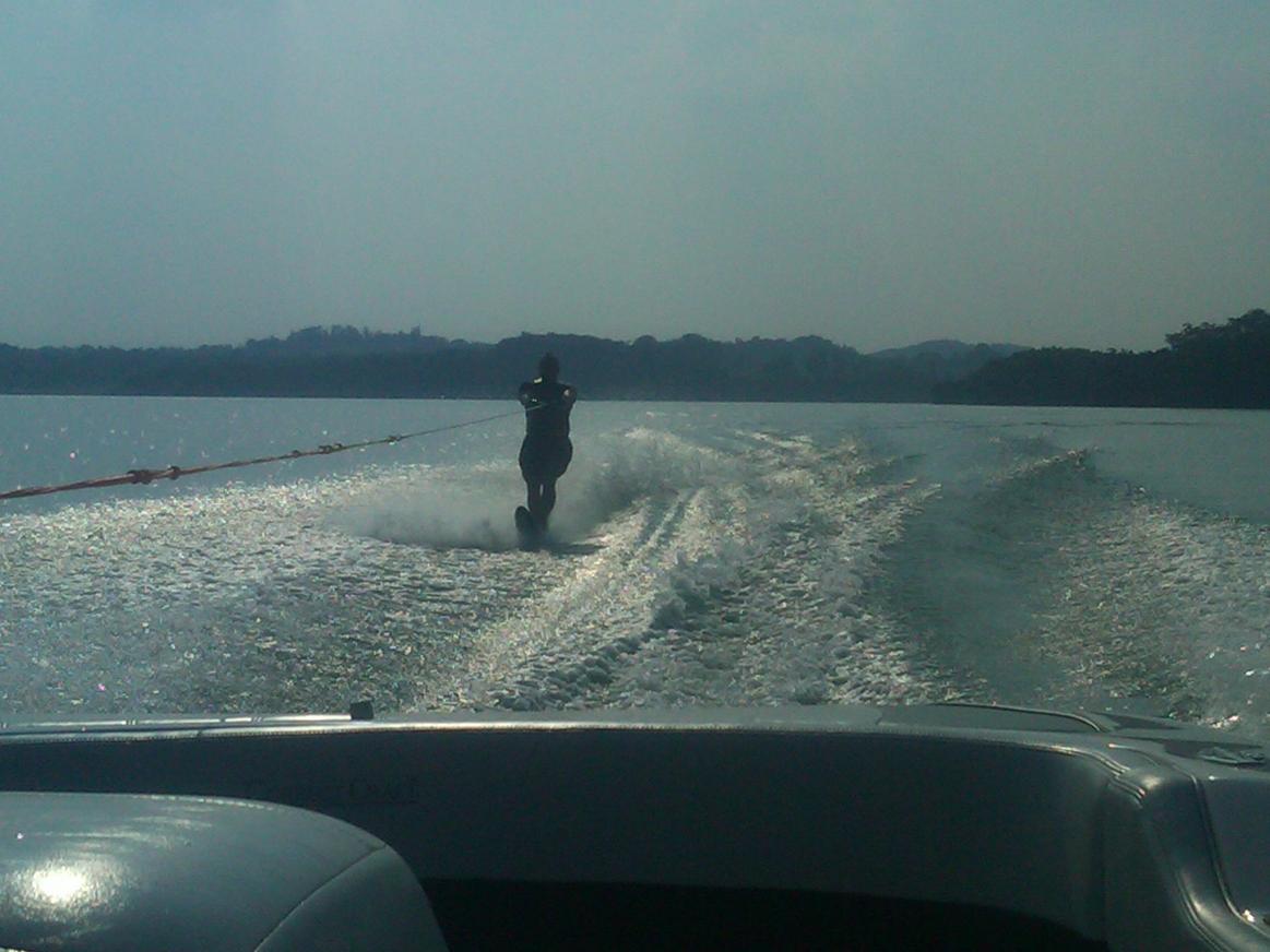 Click image for larger version

Name:	slalom wake 34mph.jpg
Views:	855
Size:	94.2 KB
ID:	365497