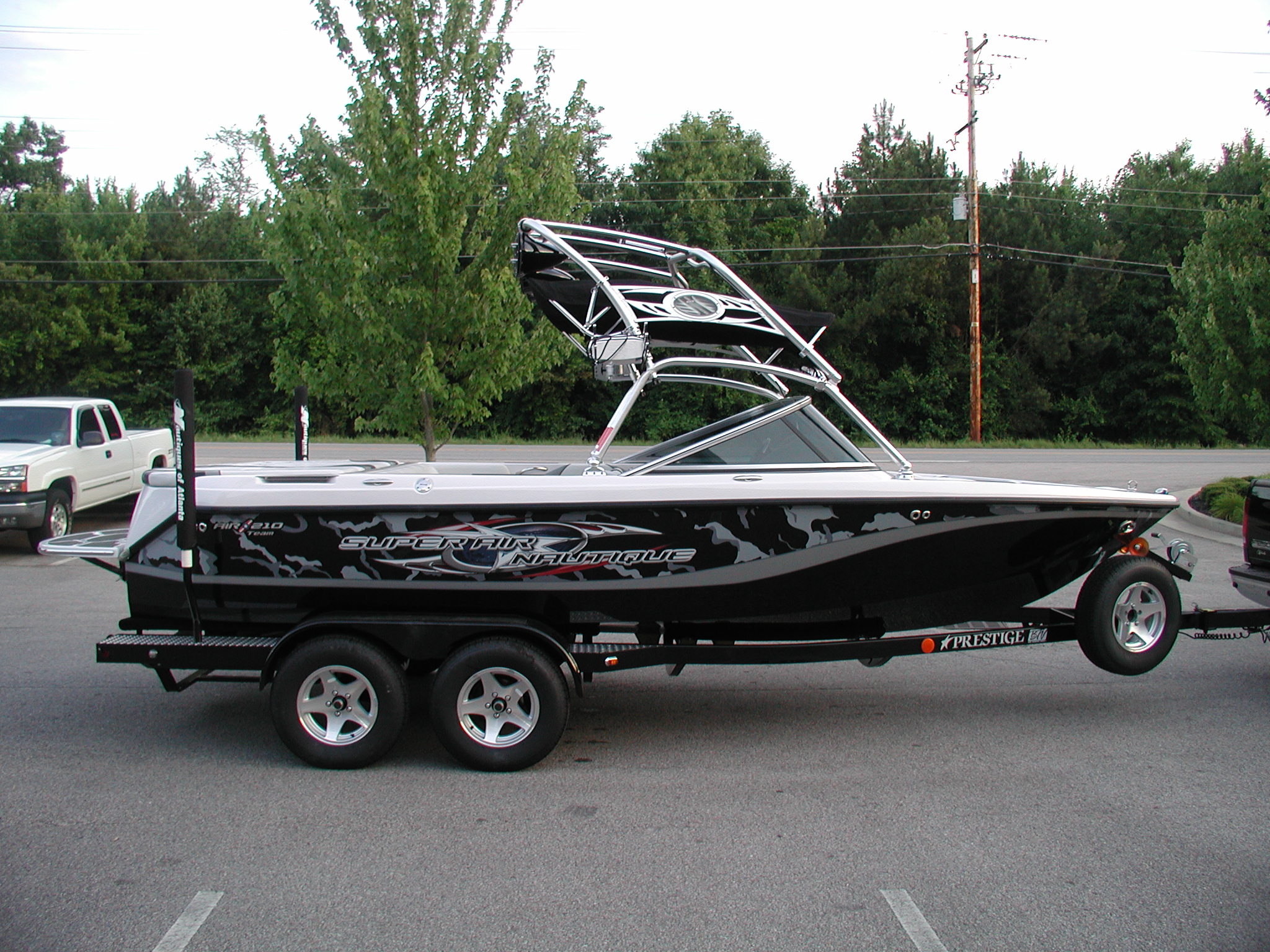 Click image for larger version

Name:	camo_nautique.jpg
Views:	461
Size:	647.4 KB
ID:	370521