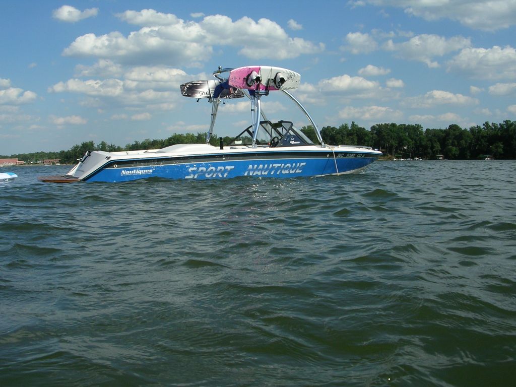 Click image for larger version

Name:	93_sport_nautique.jpg
Views:	1248
Size:	153.9 KB
ID:	371238