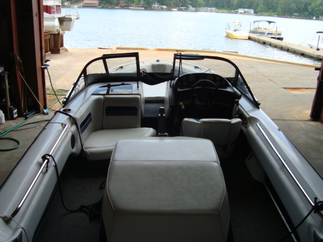 Click image for larger version

Name:	nautique__interior_front.jpg
Views:	1142
Size:	140.4 KB
ID:	371531