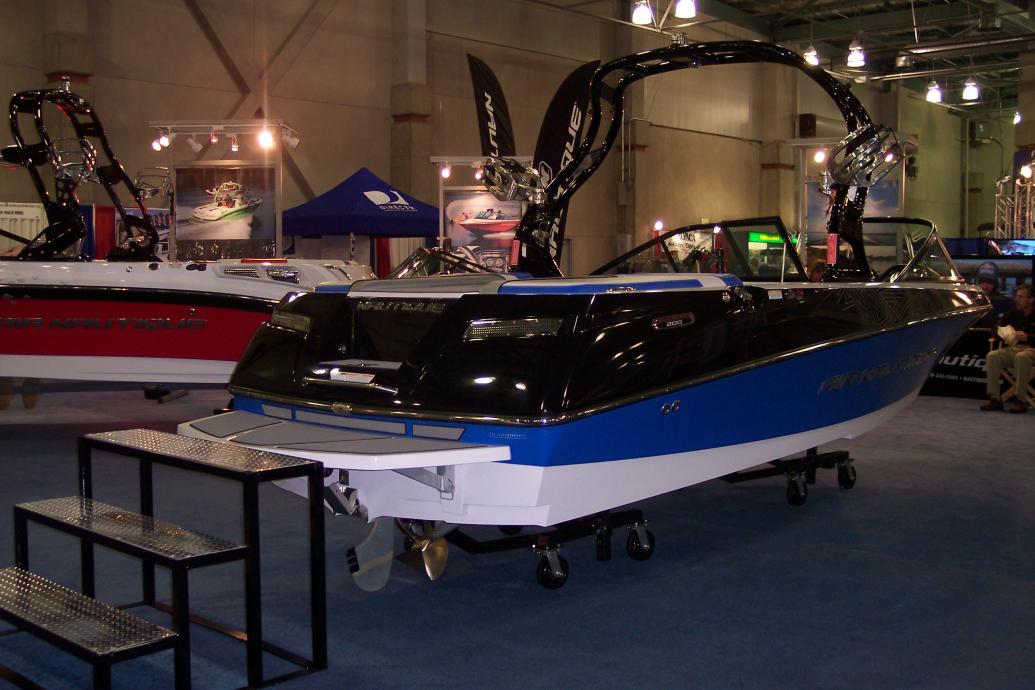 Click image for larger version

Name:	Sacramento Boat Show 2011 003.jpg
Views:	200
Size:	94.2 KB
ID:	374408