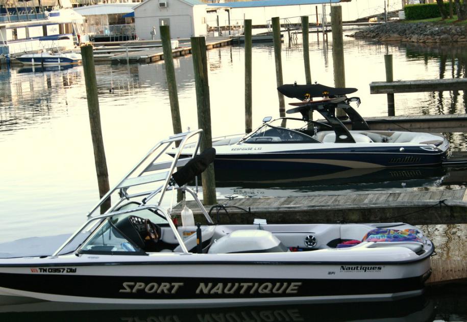 Click image for larger version

Name:	sporty at the dock.jpg
Views:	1586
Size:	96.8 KB
ID:	376318