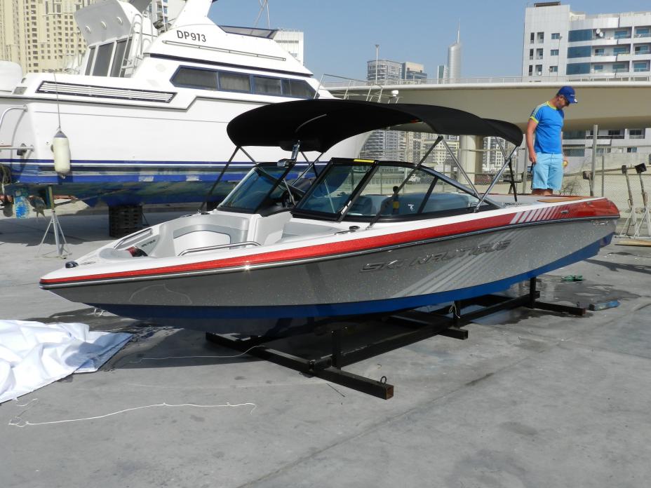 Click image for larger version

Name:	LAURIE'S NEW SKI NAUTIQUE 021.jpg
Views:	342
Size:	93.0 KB
ID:	376375