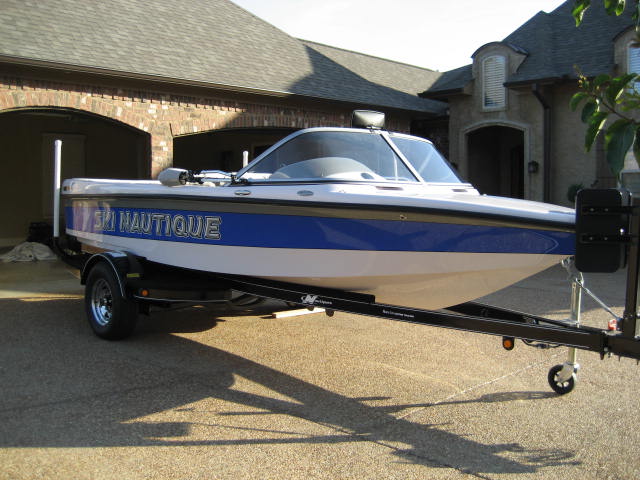 Click image for larger version

Name:	ski nautique 013.jpg
Views:	1158
Size:	69.2 KB
ID:	377343