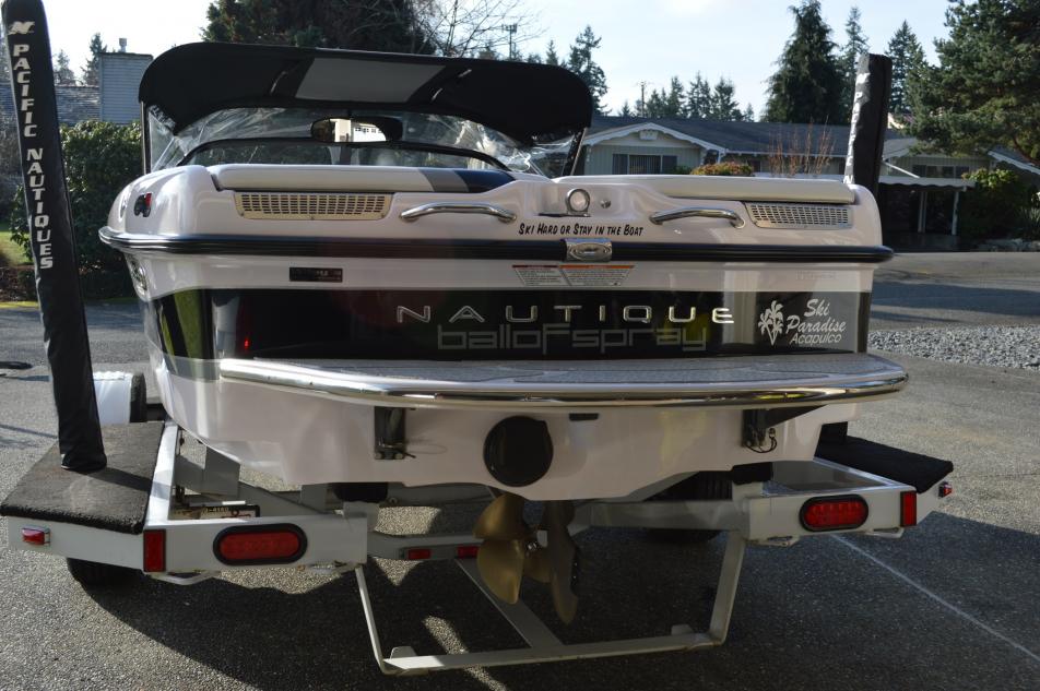 Click image for larger version

Name:	03 Nautique 004.jpg
Views:	284
Size:	97.2 KB
ID:	380042