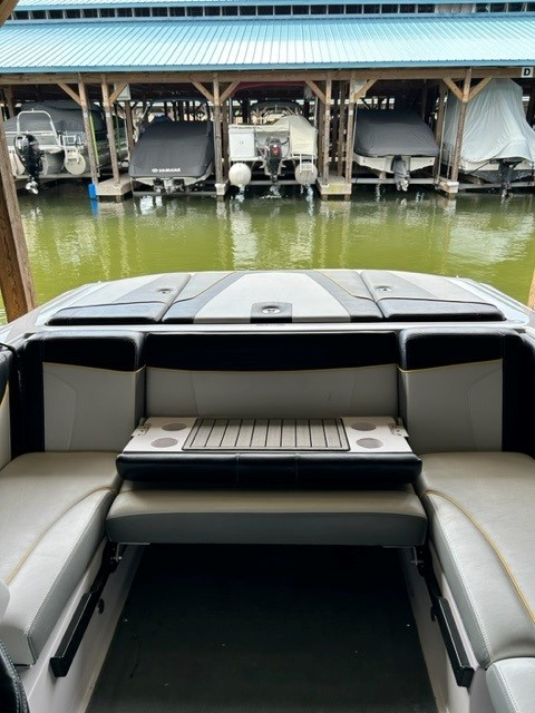 Click image for larger version

Name:	Boat inside rear.jpg
Views:	492
Size:	97.3 KB
ID:	661417